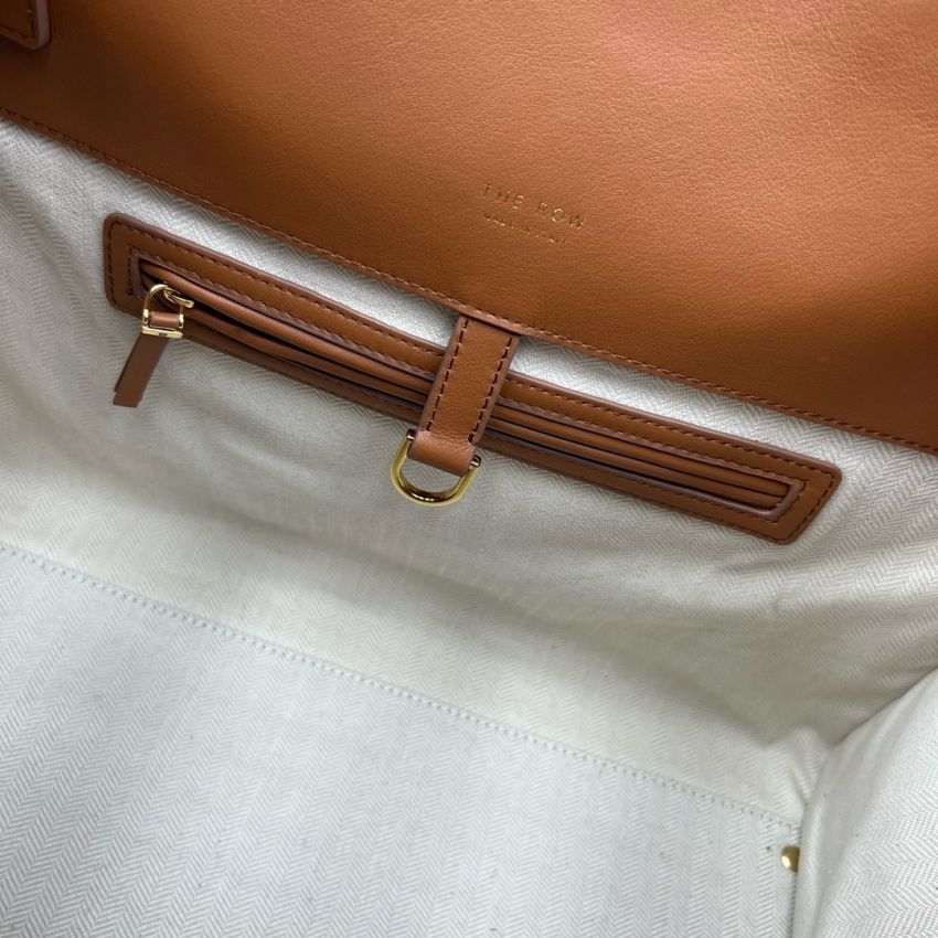 The R0w Soft Margaux 15 Bag in leather